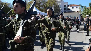 Στρατιωτική παρέλαση Ελλήνων και Ρὠσων στα Ναυαρίνεια 2017