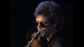 Miles Davis (w/ Robben Ford & David Sanborn) - Jean-Pierre [1986]