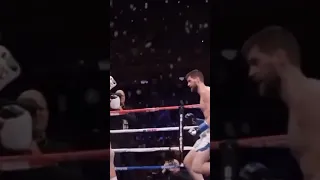 Canelo body shots are on another level 🔥
