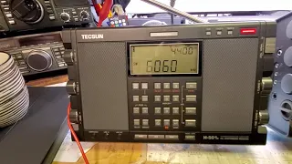 The new Tecsun H-501× and the vintage Grundig Satellit 500