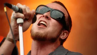 The Tragic Life & Death Story Of Scott Weiland