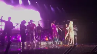 Kylie Minogue - The Locomotion - Hamburg - Golden Tour