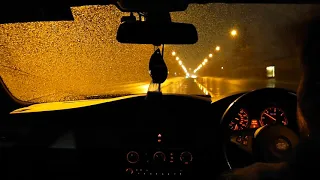 BMW E60 - Calm night drive in the rain
