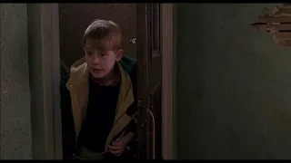 Home Alone 2:Lost In New York (1992) Kid vs Sticky Bandits (6/6)