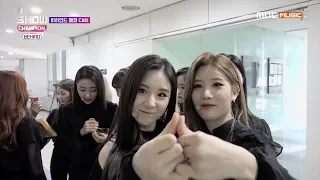 [ENG] What do the random notes that LOONA picked say? (190312)
