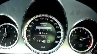 Mercedes E500 Coupe 0-200 Km/h Acceleration KICKDOWN + REVVING Sound V8 AMG