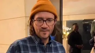 John Frusciante with fans (part 2)