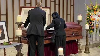 Closing of casket