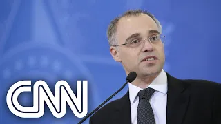 Senadores acionam STF para tentar obrigar sabatina de André Mendonça | CNN 360