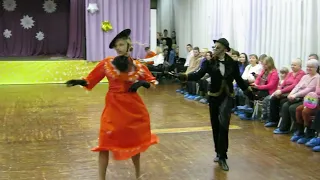 Танец кота Базилио и лисы Алисы