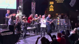 Doctor Wu – Bodhisattva by Steely Dan at the Garden AMP in Garden Grove, CA on 09/16/23 (Smokin')