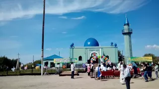 ЗНАМЕНИЕ АЛЛАХА надпись на небе.мечеть в маркаколе