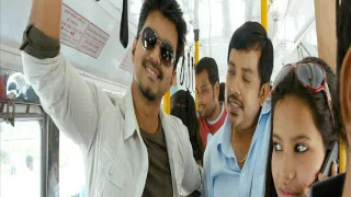 Thuppaki - Bus Mass scene