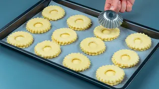 They will disappear in a minute! Ideal creamy puff pastry dessert