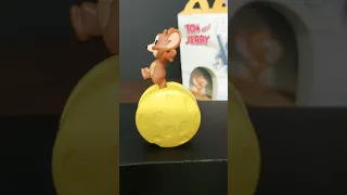 Unboxing McDonalds Tom And Jerry Toy / Jerry's Cheese Wheel