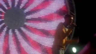 Stromae ending of M6 music live Lille*Alors on danse {02/04/10}