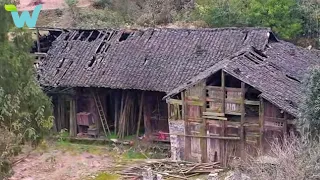 A single mom renovates an old abandoned house, making the men in the village admire her