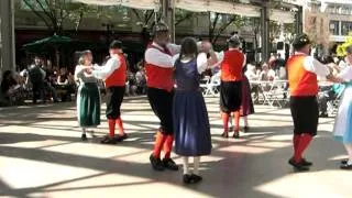 Alpine Dancers GermanRestonOct2011D.MOV