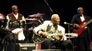 B B  King  Teatro Guaira 02 10 2012 Thrill is gone