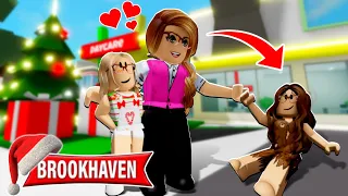 MINHA MÃE ADOTOU UMA MENINA ÓRFÃ QUE MORAVA NA RUA | Historinha no Brookhaven 🏡RP ROBLOX