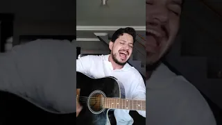 Fui dando porrada voz e violão