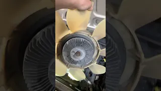 How to remove fan clutch quick and easy