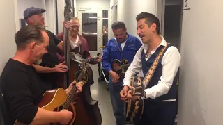 Danny Vera & Blue Grass Boogiemen play the Statler Brothers classic 'Flowers On The Wall' backstage