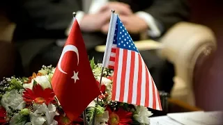 Чем обернется «экономическая война» между США и Турцией