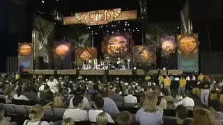 Billy Ray Cyrus - Achy Breaky Heart (Live at Farm Aid 1997)