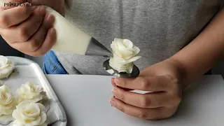 How to pipe a Gardenia (preview)