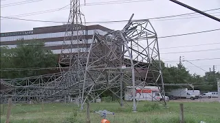 Thousands without power near Houston Heights area alone after transmission tower toppled