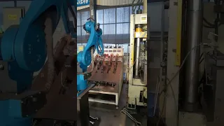 200 ton hot forging four-column hydraulic press