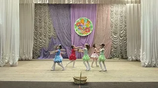 коллектив "Карамельки" танец "Жадина" @user-ps8sz6jc9x