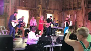 Excerpt Rattlin Bog Sisters Irish Fest in the Barn 2019, Madison, WI, USA