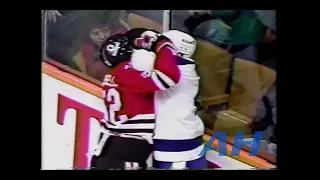 NHL Dec. 23, 1989 Toronto Maple Leafs v Chicago Blackhawks (R) Todd Gill v Daniel Vincelette