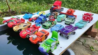 Disney Pixar Cars : Lightning Mcqueen, Cruz, Mater, Hudson, Guido, Mack, Fritter, Frank, Finn