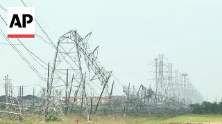 Houston thunderstorms: At least 7 dead, thousands without power