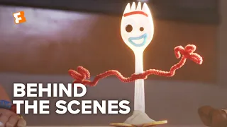 Toy Story 4 Behind the Scenes - Getting to Know Forky (2019) | FandangoNOW Extras