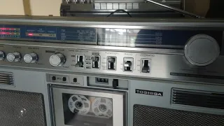 Toshiba RT-S802 Boombox Ghettoblaster Stereo Radio Cassette Recorder Portable Stereo