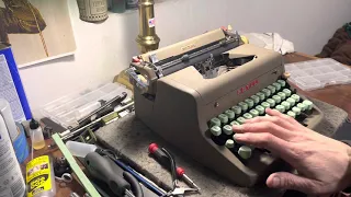 Royal Quiet DeLuxe Typewriter Complete Total Body Removal