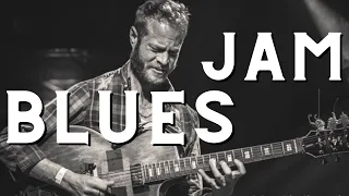 Blues play along + 10 guitar solo concepts