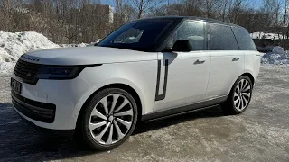 Range Rover 2023г, 4.4 - 530лс, 10.000км, цена 22.000.000 рублей.