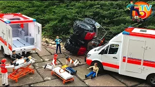 BRUDER CRASH Ambulance Mercedes Benz Sprinter Kids video