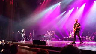 Queen Show. Starring Marc Martel. I Want It All (Live)