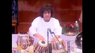 Ustad Zakir Hussainji Playing Delhi gharana Kayda | IndianClassicalMusic #trending #viral #music