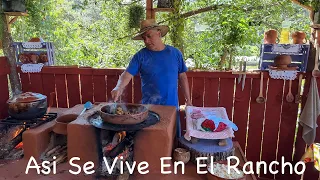 Este Pollo En Molcajete Esta Bien Sabroso Asi Se Vive En El Rancho