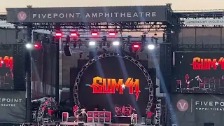 Sum 41 - Fat Lip