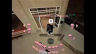 Playing this game while listening to phonk music [Roblox Evade]