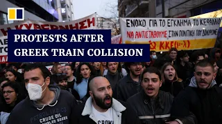 Protesters scuffle with riot police following fatal train collision in Greece