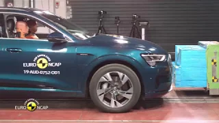 Audi e-tron - Crash Tests - 2019 Euro NCAP